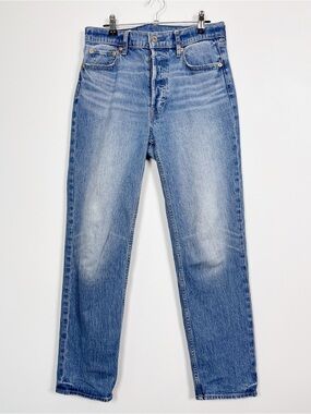 GAP Women's Cheeky Straight‎ Leg High Rise Light Blue Jeans Button Fly Size 28